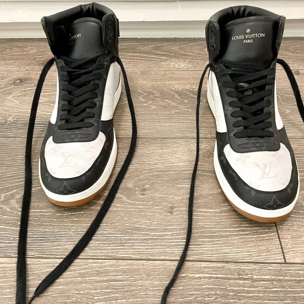 Louis Vuitton Mens Rivoli Sneaker Boot